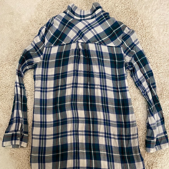 Long blue and green flannel - Picture 6 of 7